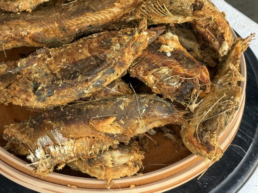 Guedj et poisson séché du Sénégal