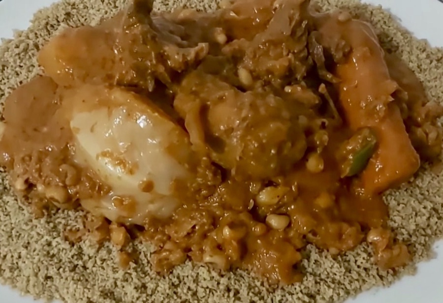 Thiéré bassé tigadégué, sauce arachide