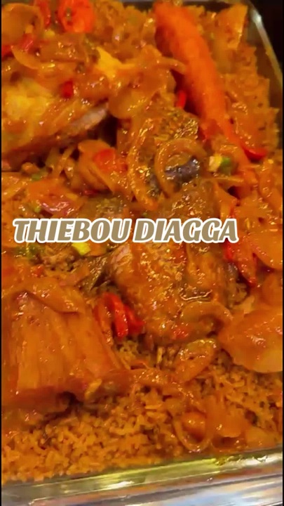 Thiebou djeun diagga, riz rouge aux boulettes de poisson